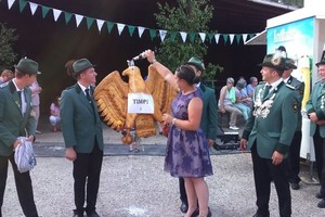 Und Bier König Vogel der Jungenkompanie